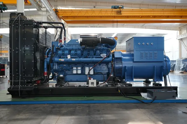 1500kW Yuchai Yingge open-frame diesel generator set